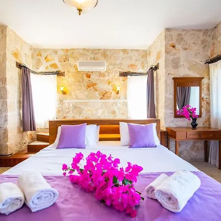 Kalkan Marseille Villa